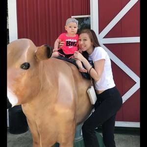 Meet your Posher, Salina